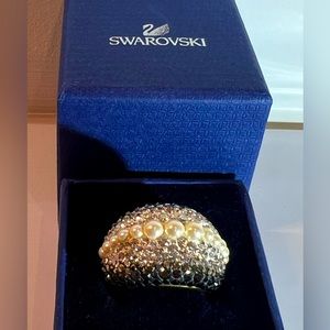 Swarovski authentic ring
Size 60 💎